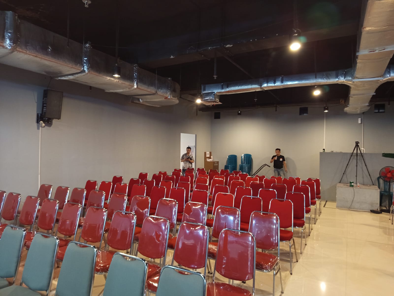 Sewa Kursi Futura Depok Solusi Elegan dan Nyaman untuk Acara Anda