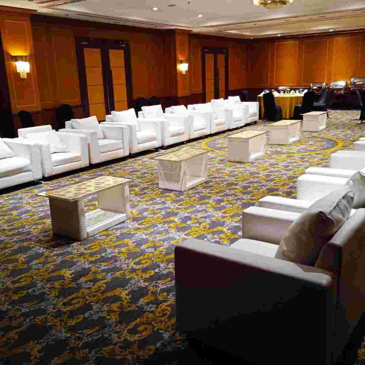Sewa Sofa Tampil Mewah & Nyaman untuk Berbagai Acara