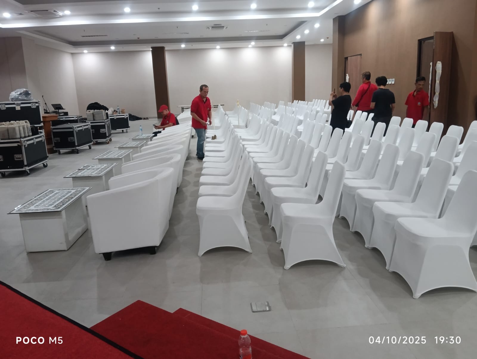 Harga Sewa Kursi Futura