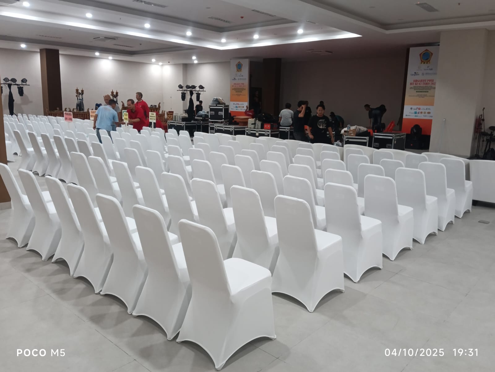 Sewa Kursi Bekasi Terbaik 2025 – Murah, Lengkap & Cepat untuk Semua Acara