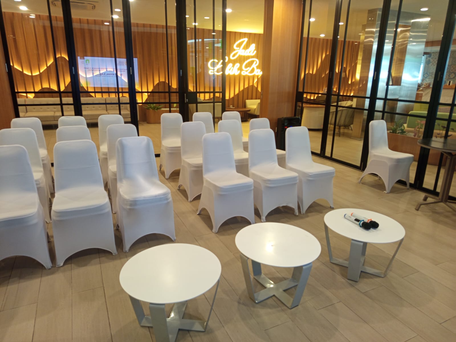 Sewa Kursi Futura Bekasi 2025 – Elegan, Nyaman, dan Harga Terjangkau